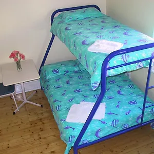 Ocean Beach Backpackers Hostel